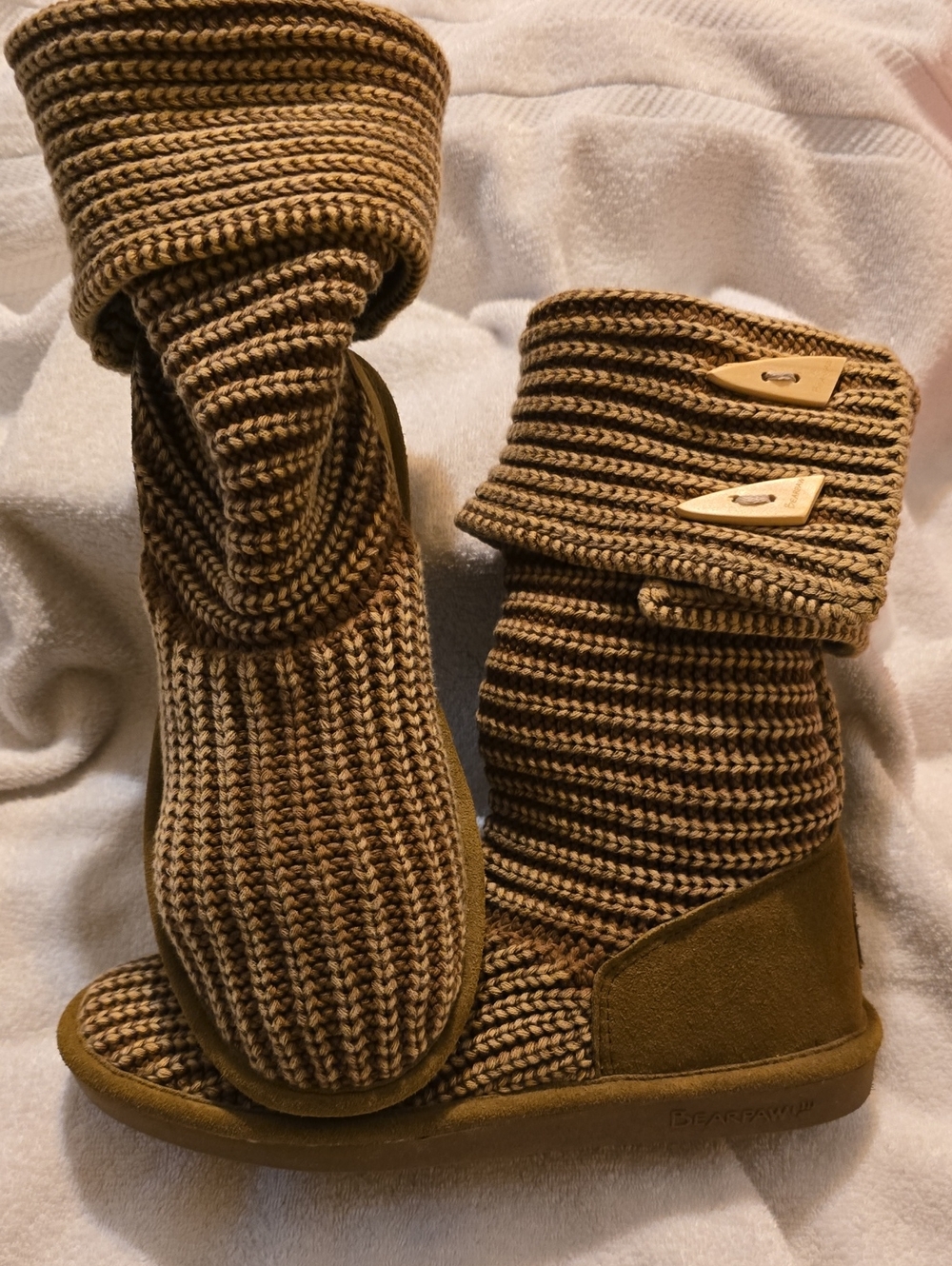 Bearpaw Brown Knit Sweater Button Boots Size 9